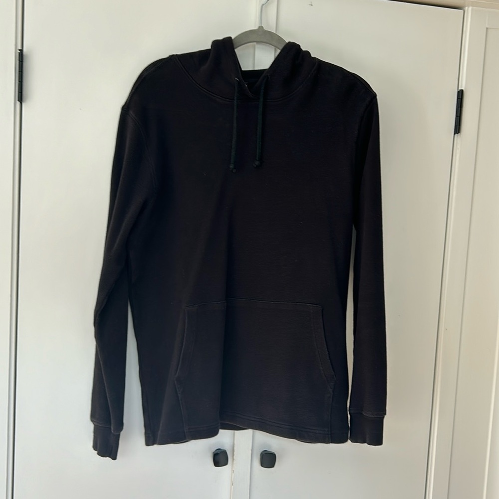 Men’s North Face waffle-knit sweatshirt